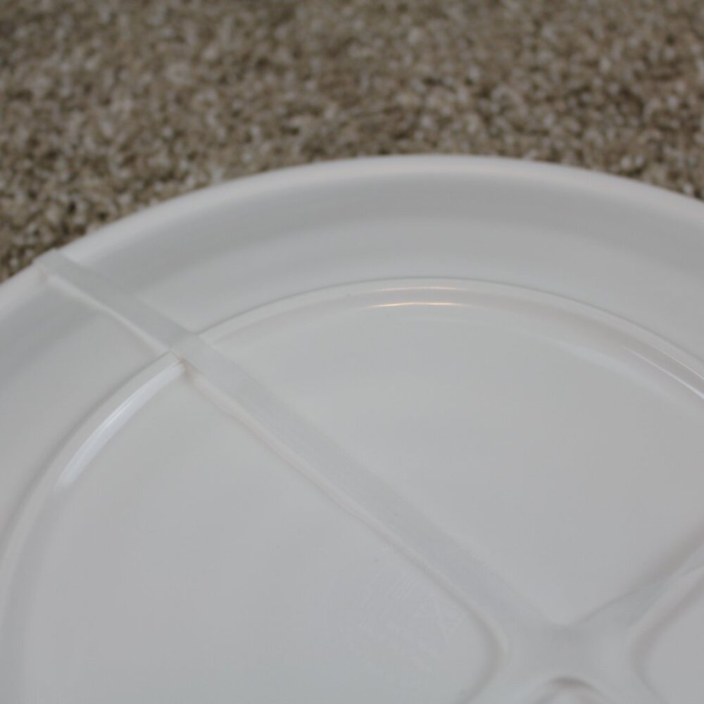 Wind & Water Coastal Dinner Plates Seahorse Coral Set of 4 Melamine 11" Blue NWT - Picture 7 of 8